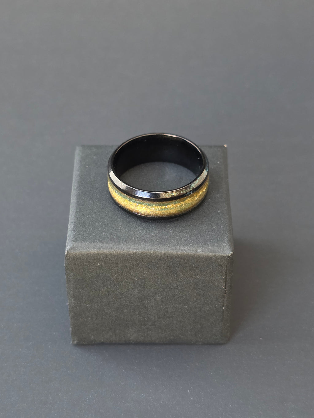Aura Strike Ring – Gold & Black Lucario-Inspired Ring