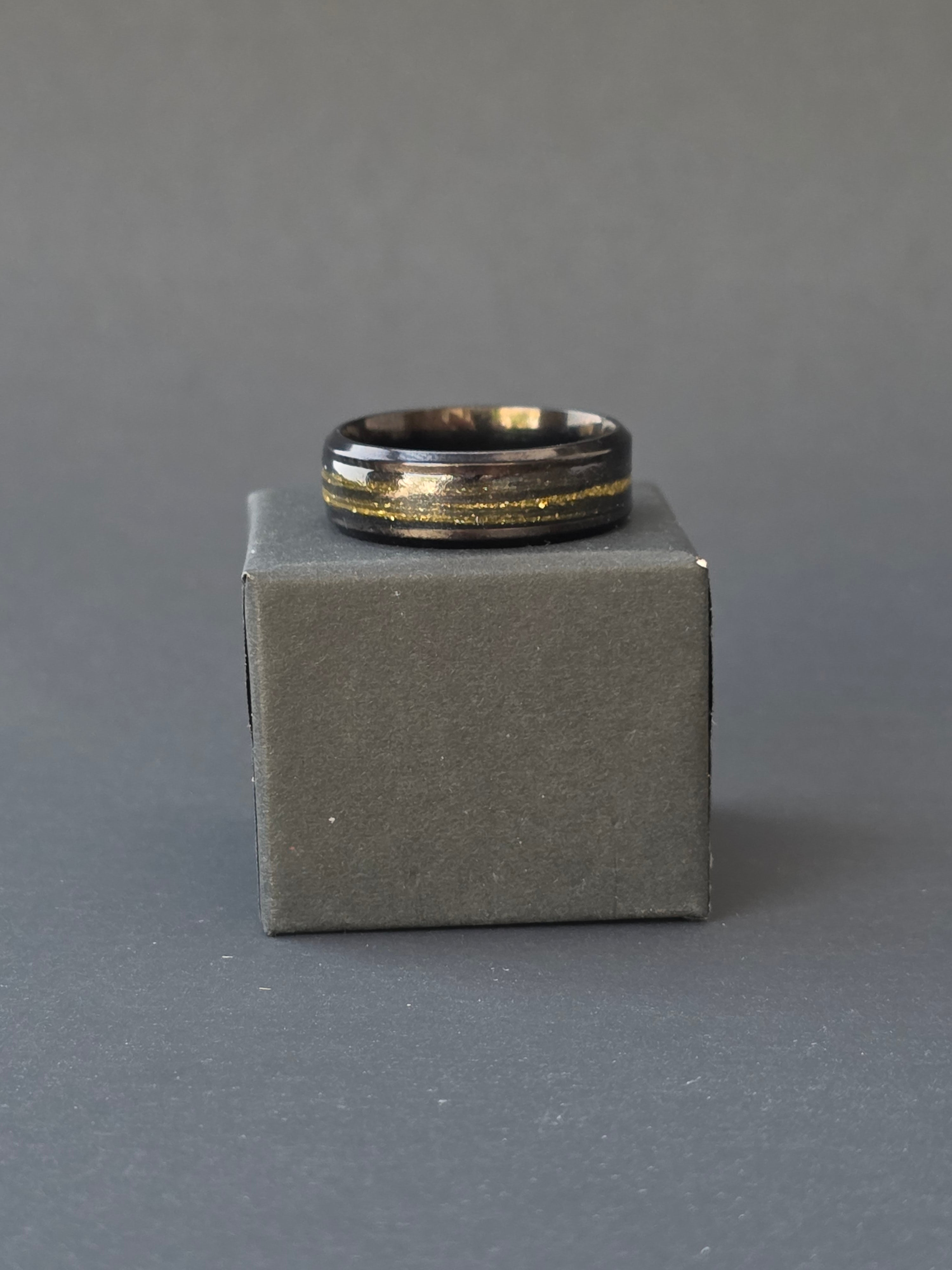 Midnight Eclipse Ring – Black & Gold Umbreon-Inspired Ring