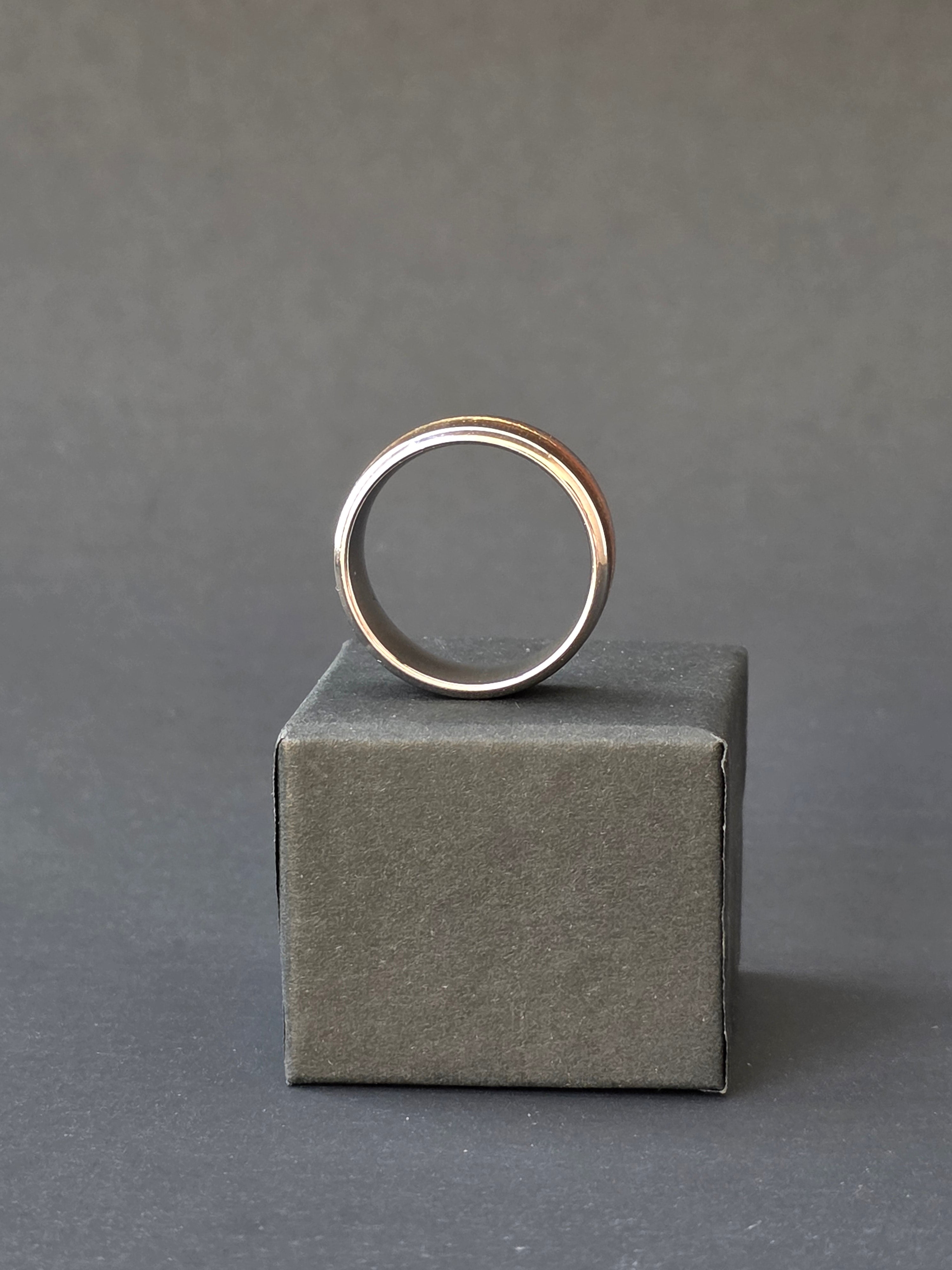 Emberflare Ring – Burnt Orange & Gold Charizard-Inspired Ring
